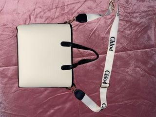 Bolso de Hombro Blanco y Negro