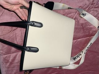 Bolso de Hombro Blanco y Negro