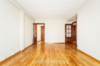 Ático en venta en Avda. Cataluña en Zaragoza