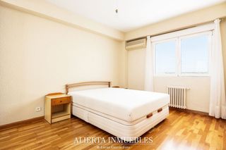 Ático en venta en Avda. Cataluña en Zaragoza