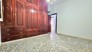Chalet en venta en Santuario - La Laguna en Chipiona