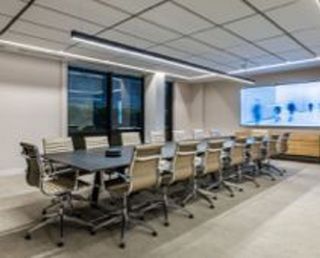 Oficina en alquiler en San Juan Bautista en Madrid