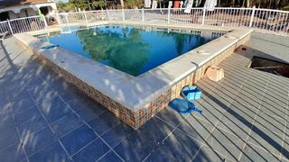 Chalet en venta en Yecla