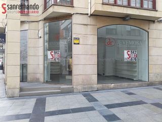 Local comercial en alquiler en Centro en Torrelavega