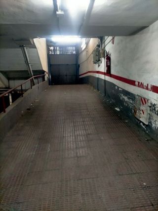 Garaje en alquiler en Barrio de Abando en Bilbao