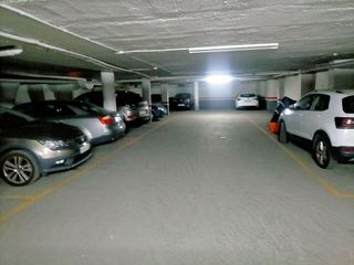 Garaje en alquiler en Barrio de Abando en Bilbao