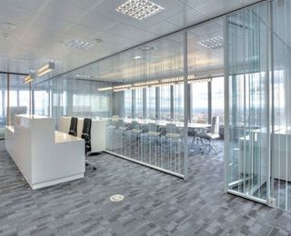 Oficina en alquiler en La Paz en Madrid