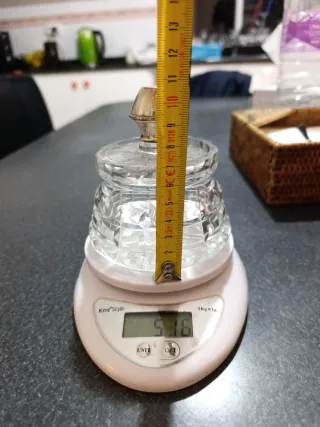 Bombonera de cristal con tapa de plata