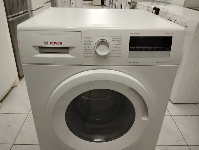 LAVADORA BOSCH Serie 4 7kg 1200rpm