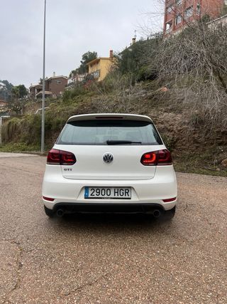 Volkswagen Golf GTI VI 2011