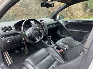 Volkswagen Golf GTI VI 2011