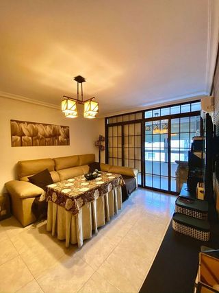 Piso en venta en Poligono Sur - La Oliva - Letanías en Sevilla