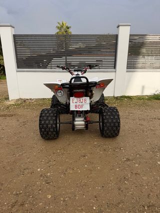Yamaha Raptor 660