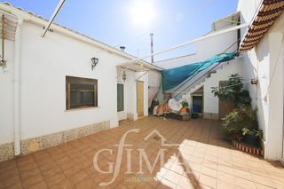 Chalet en venta en Tomelloso