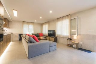 Chalet en venta en Peña de las Águilas en Elche