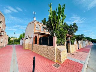Casa en venta en  El Acequión - Los Naúfragos en Torrevieja