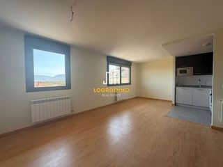 Dúplex en venta en Villamediana de Iregua