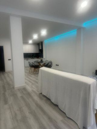 Piso en venta en La Caleta - La Viña en Cádiz