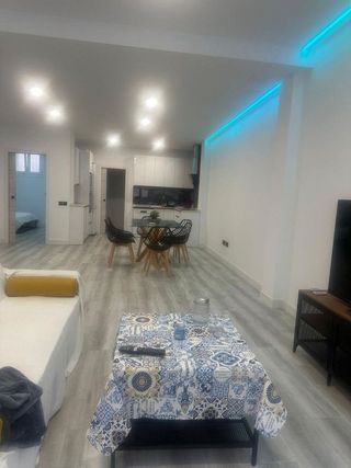 Piso en venta en La Caleta - La Viña en Cádiz