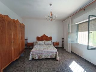 Chalet en venta en Hellín