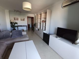 Piso en venta en Parque Mediterráneo - Santa Paula en Málaga