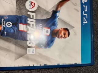 Juegos PS4: FIFA 17, 18, 23 y God of War