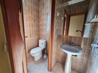 Nave industrial en venta en El Barral Ferial en Coslada