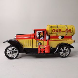 Camión Gas Oil Paya Hojalata Antiguo