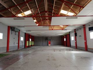 Nave industrial en venta en Buñol