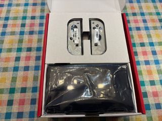 Nintendo Switch OLED Bianca Completa