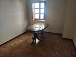 Piso en venta en Casco Antiguo en León