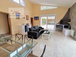 Chalet en venta en Puigventós en Lloret de Mar