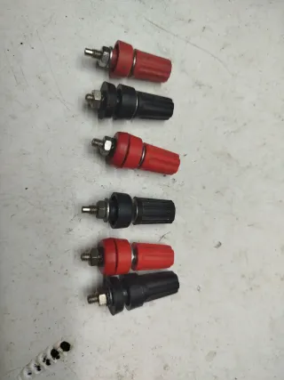 Conectores Banana Antiguos (Rojo y Negro)