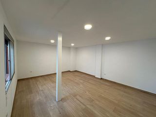 Piso en alquiler en Zona Avenida al Vedat en Torrent