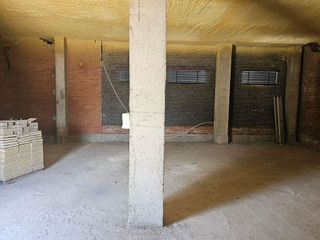 Local comercial en venta en El Bercial en Getafe