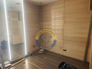 Local comercial en alquiler en La Chantría - La Lastra en León