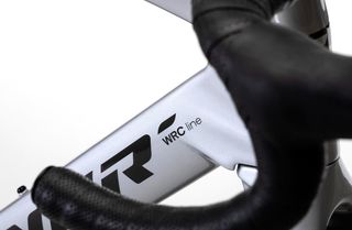 Bicicleta Conor Volcano Aero Shimano 105 DI2