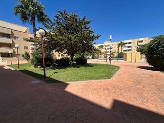 Piso en venta en Las Salinas en Roquetas de Mar