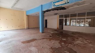 Local comercial en venta en Inmobiliaria - Barreda en Torrelavega