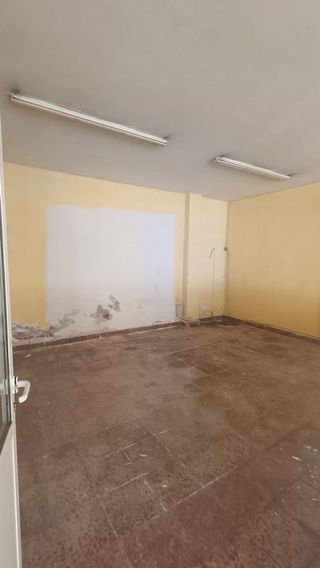 Local comercial en venta en Inmobiliaria - Barreda en Torrelavega