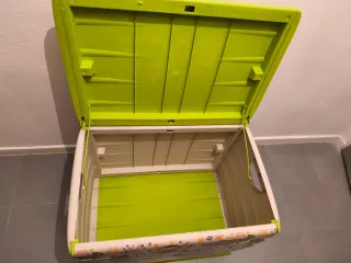 Baúl de resina Leroy Merlin 61x80x53cm