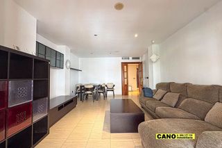 Piso en venta en San Luis en Almería