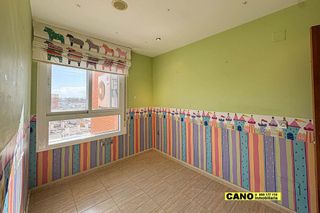 Piso en venta en San Luis en Almería