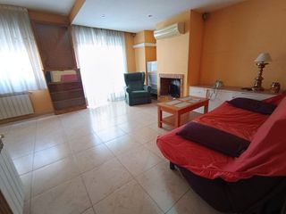 Casa adosada en venta en Valderas - Los Castillos en Alcorcón