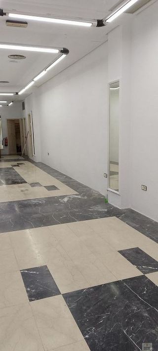 Local comercial en alquiler en Campanar en Valencia