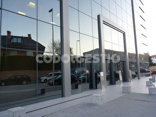 Garaje en alquiler en El Sucre-Universitat en Vic