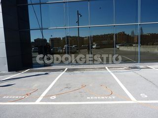 Garaje en alquiler en El Sucre-Universitat en Vic