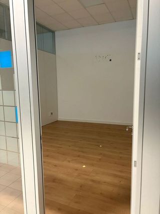 Nave industrial en alquiler en Lavadores en Vigo