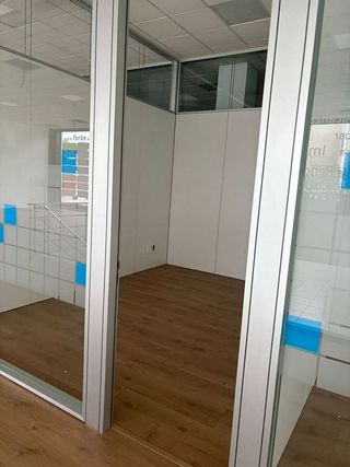 Nave industrial en alquiler en Lavadores en Vigo