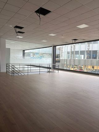 Nave industrial en alquiler en Lavadores en Vigo